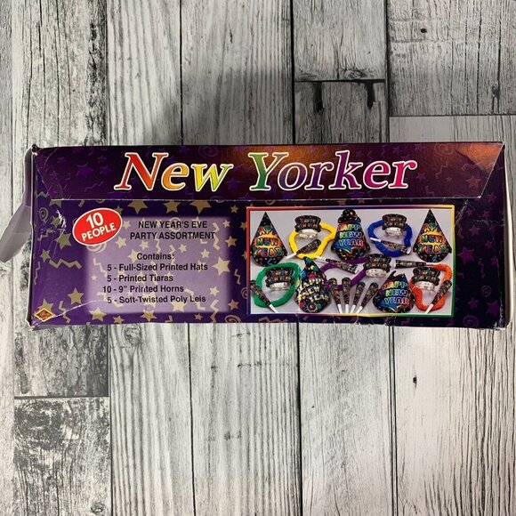 Vintage New in Box New Yorker New Years Eve Party Kit - Picture 2 of 7